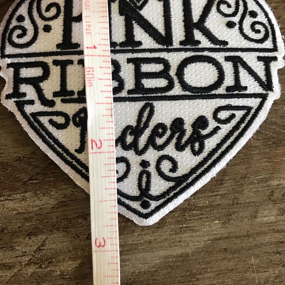 Heart iron on patch - Picture 4 of 8